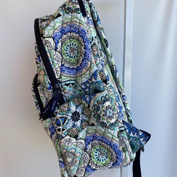 Vera Bradley LARGE Essential BACKPACK NWT Sketched Medallion + Matching Cooler main image 10